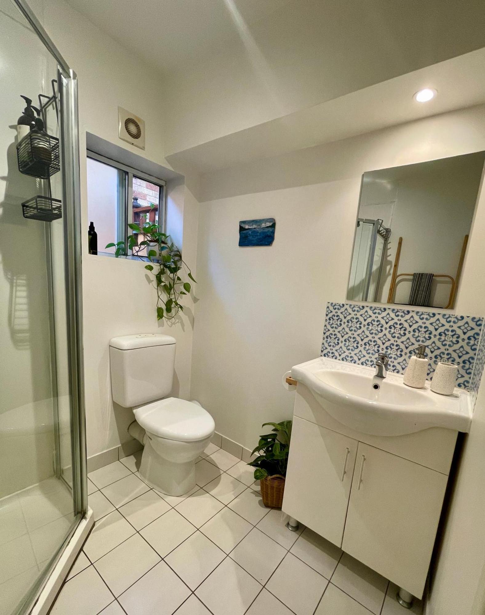 ביירון ביי Lilli Pilli Guesthouse מראה חיצוני תמונה