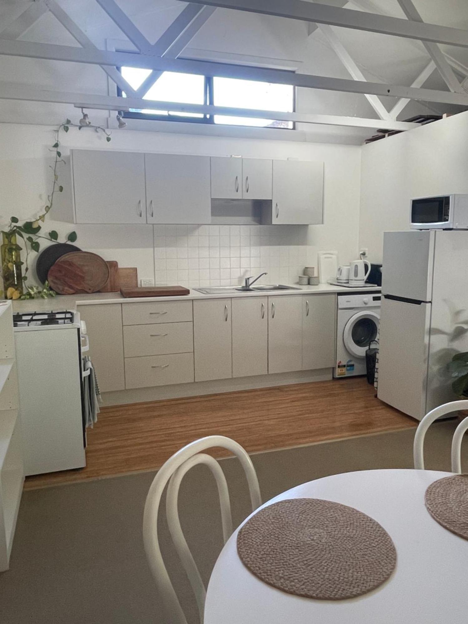 ביירון ביי Lilli Pilli Guesthouse מראה חיצוני תמונה